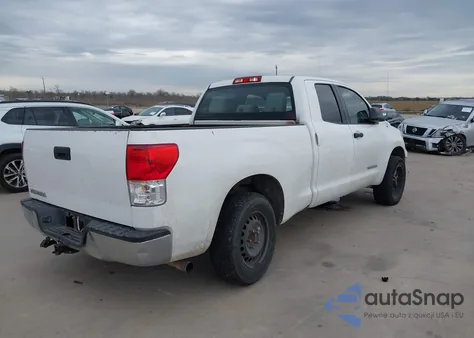 2011 Toyota Tundra Grade 4.6L V8 z USA, uszkodzony, nr VIN 5TFRM5F13BX032847